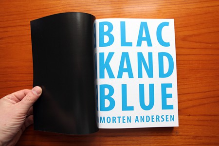 アート/エンタメ 【サイン入り】BLACK AND BLUE Morten Andersen