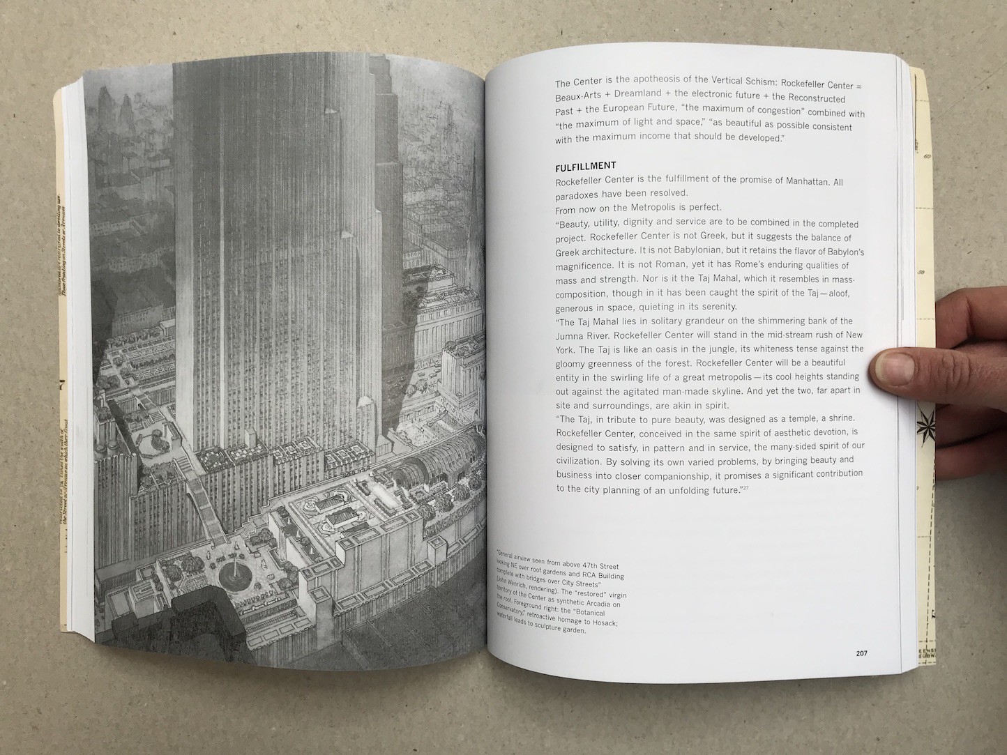 Delirious New York, A Retroactive Manifesto for Manhattan Rem