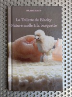 La toilette de Blacky nature morte à la barquette