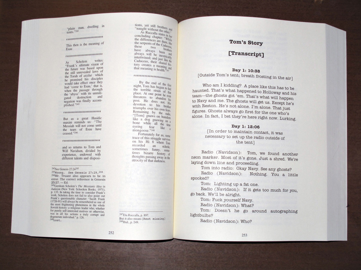 MOTTO DISTRIBUTION » Blog Archive » House of Leaves. Mark Z. Danielewski. Pantheon Books