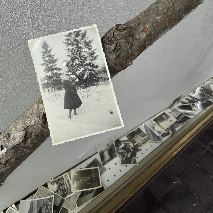 06 - It’s going to snow soon, Hutong Pimp & Cai DongDong, 24.11.2025 - 31.12.2024, Motto Berlin