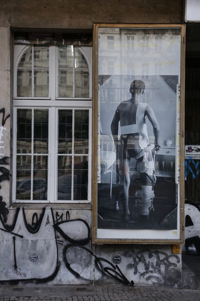 Ein Jahrhundert der Verletzten Männer / A Century of Injured Men, Bernhard Cella and Art&Girls, 10.02.2023 - 03.04.2023, Motto Berlin